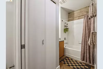 201 4th St #302, Oakland, CA 94607 - Photo 31