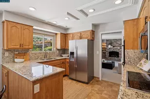 267 Fernwood Dr, Moraga, CA 94556 - Photo 7