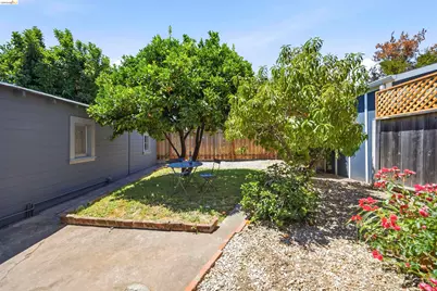 5409 Fleming Ave, Oakland, CA 94619 - Photo 29