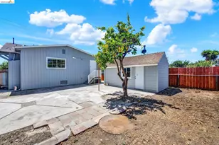 1055 105th Ave, Oakland, CA 94603 - Photo 45