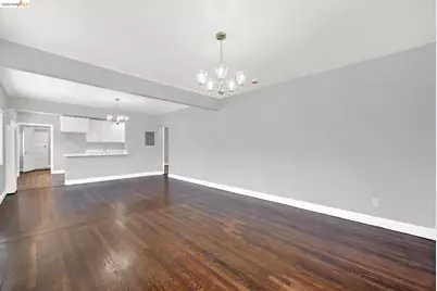 1055 105th Ave, Oakland, CA 94603 - Photo 9