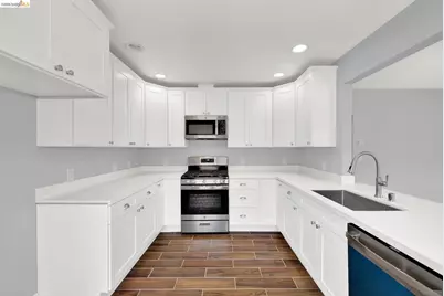 1055 105th Ave, Oakland, CA 94603 - Photo 15