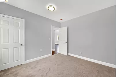 1055 105th Ave, Oakland, CA 94603 - Photo 31