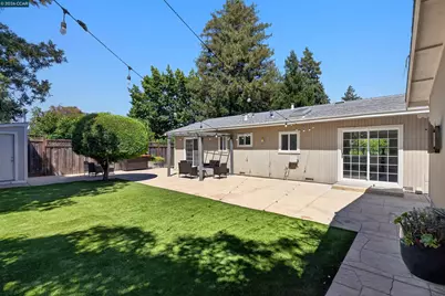 42 Mayo Ln, Walnut Creek, CA 94597 - Photo 33