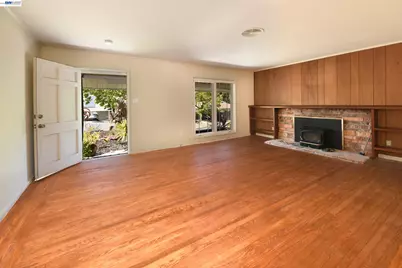 350 Strand Ave, Pleasant Hill, CA 94523 - Photo 7