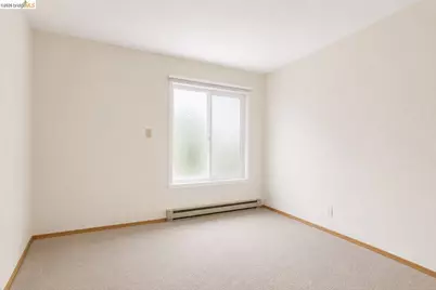 894 Lewelling Blvd #13, San Leandro, CA 94579 - Photo 15