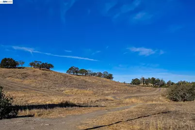 135 Saint Germain Lane, Pleasant Hill, CA 94523 - Photo 57