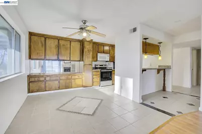 400 Davis #301, San Leandro, CA 94577 - Photo 11