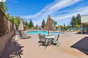 21062 Gary Dr, Hayward, CA 94546 - Photo 17