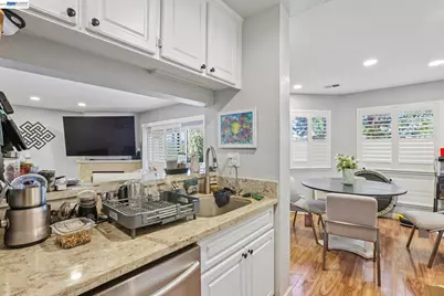 21062 Gary Dr #107, Hayward, CA 94546 - Photo 7