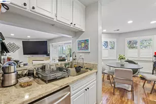 21062 Gary Dr, Hayward, CA 94546 - Photo 7