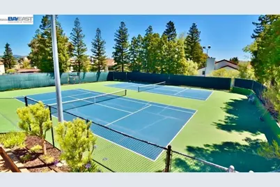 21062 Gary Dr #107, Hayward, CA 94546 - Photo 11