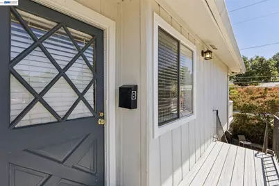 3851 Vineyard Ave, Pleasanton, CA 94566 - Photo 5