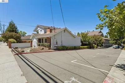 3851 Vineyard Ave, Pleasanton, CA 94566 - Photo 3