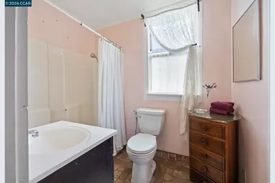2637 Chestnut St, Oakland, CA 94607 - Photo 17