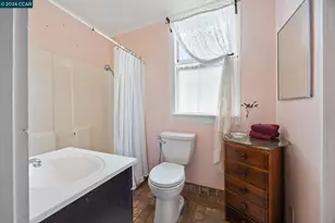 2637 Chestnut St, Oakland, CA 94607 - Photo 17