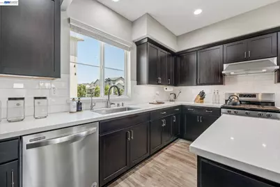 8550 Boardwalk Way, Newark, CA 94560 - Photo 27