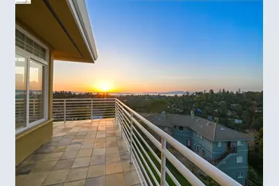 6070 Mazuela Dr, Oakland, CA 94611 - Photo 41
