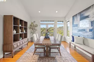 6070 Mazuela Dr, Oakland, CA 94611 - Photo 21
