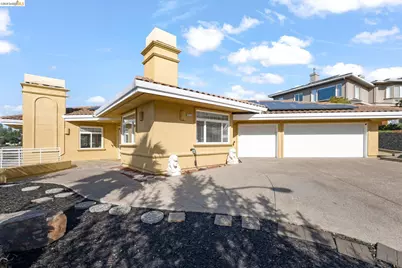 6070 Mazuela Dr, Oakland, CA 94611 - Photo 57