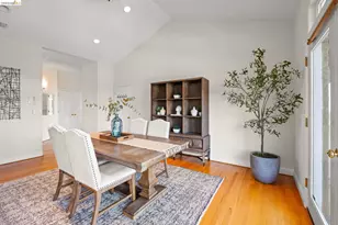 6070 Mazuela Dr, Oakland, CA 94611 - Photo 19