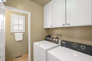 3230 Curtis Cir, Pleasanton, CA 94588 - Photo 15
