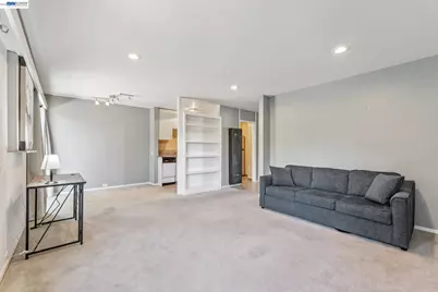 2133 Donald Dr #18, Moraga, CA 94556 - Photo 11
