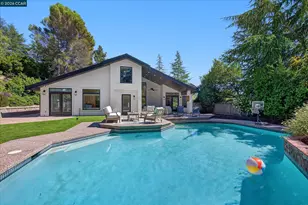 12 Dutch Mill Ct, Danville, CA 94526 - Photo 3
