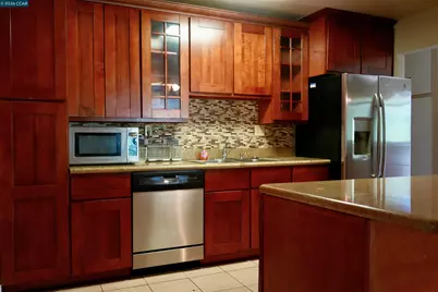 3700 Lundholm Ave, Oakland, CA 94605 - Photo 9