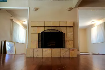 3700 Lundholm Ave, Oakland, CA 94605 - Photo 5