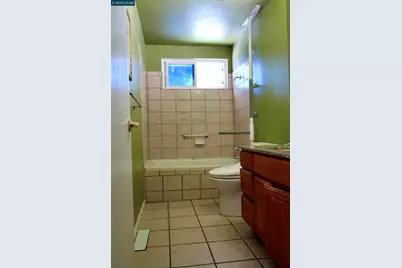 3700 Lundholm Ave, Oakland, CA 94605 - Photo 13
