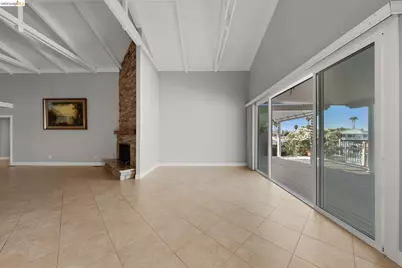 1056 Discovery Bay Blvd, Discovery Bay, CA 94505 - Photo 9