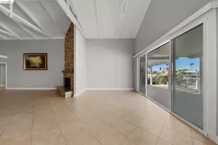 1056 Discovery Bay Blvd, Discovery Bay, CA 94505 - Photo 9