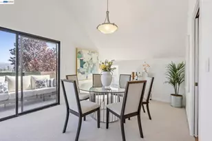 987 Independence Dr, Alameda, CA 94501 - Photo 15