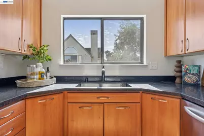 987 Independence Dr, Alameda, CA 94501 - Photo 19