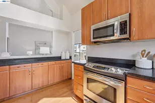 987 Independence Dr, Alameda, CA 94501 - Photo 17
