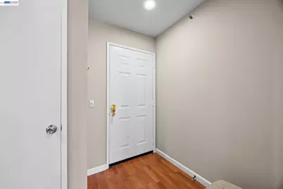 29588 Vanderbilt St #316, Hayward, CA 94544 - Photo 3