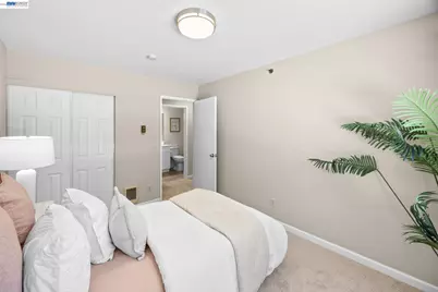 29588 Vanderbilt St #316, Hayward, CA 94544 - Photo 15