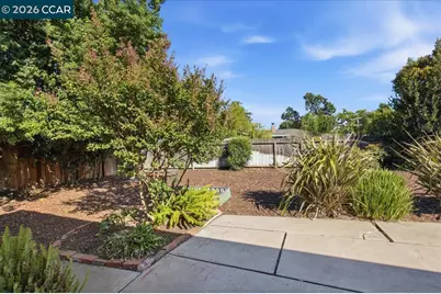 3818 Beechwood Dr, Concord, CA 94519 - Photo 27