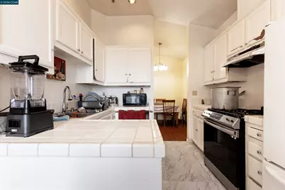 158 Melissa Cir, Daly City, CA 94014 - Photo 3