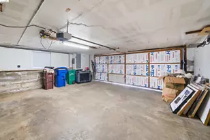 5696 Colton Blvd, Oakland, CA 94611 - Photo 43