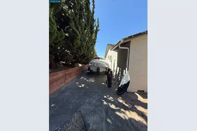 2626 Shamrock Dr, San Pablo, CA 94806 - Photo 27