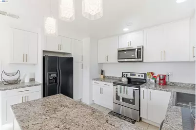 1382 Donna St, Novato, CA 94947 - Photo 43