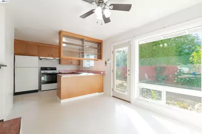 1787 Lawndale Ave, San Leandro, CA 94579 - Photo 9