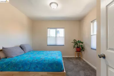 2549 Monticello Av, Oakland, CA 94601 - Photo 11