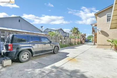 709 8th St, Antioch, CA 94509 - Photo 27