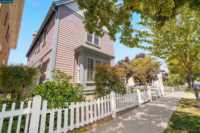 1220 Promenade St, Hercules, CA 94547 - Photo 3