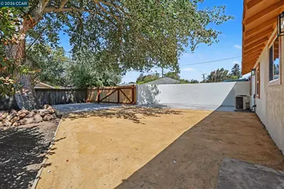 1023 Caldwell Ave, Vallejo, CA 94591 - Photo 31