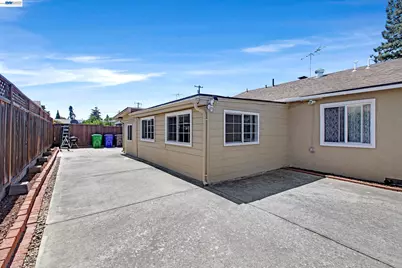 20748 Hathaway Ave, San Lorenzo, CA 94541 - Photo 31