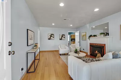 20748 Hathaway Ave, San Lorenzo, CA 94541 - Photo 5
